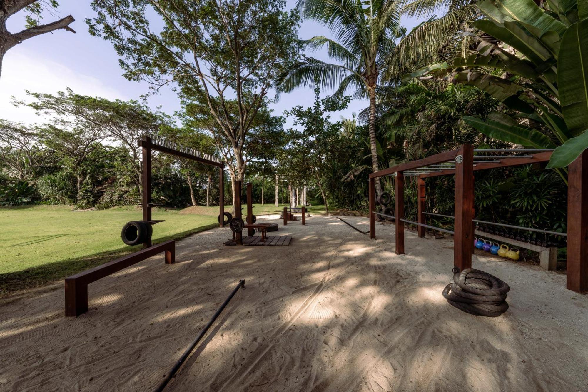 Hotel Komune And Beach Club Bali Desa Desa Keramas Exteriör bild