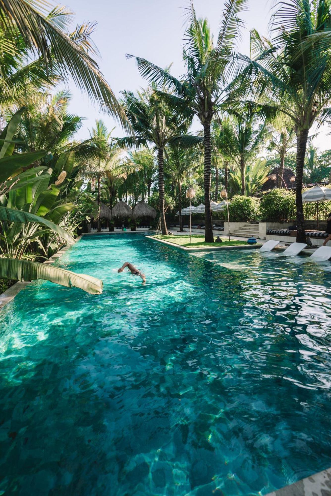 Hotel Komune And Beach Club Bali Desa Desa Keramas Exteriör bild