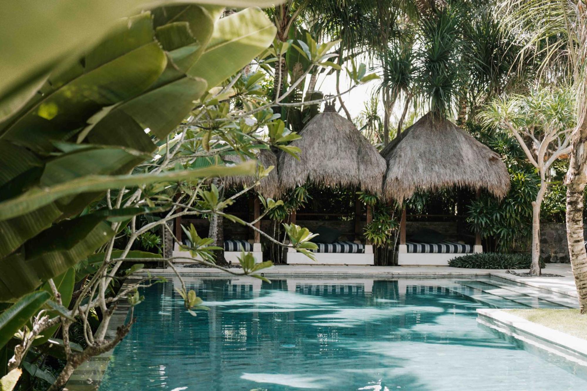 Hotel Komune And Beach Club Bali Desa Desa Keramas Exteriör bild