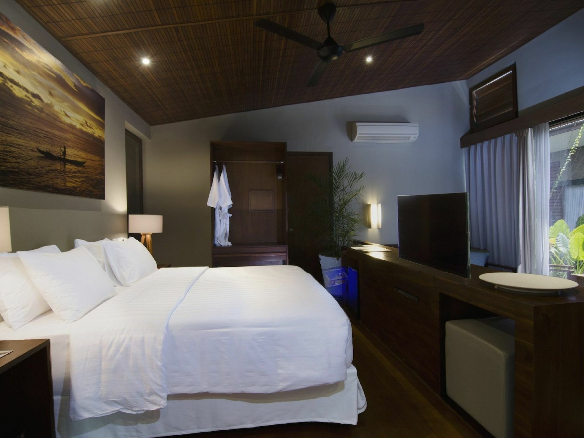 Hotel Komune And Beach Club Bali Desa Desa Keramas Exteriör bild